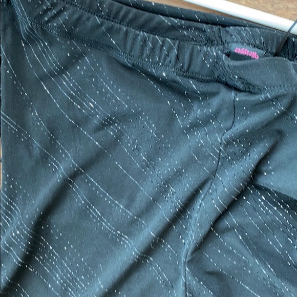 Black dress - Picture 7 of 8